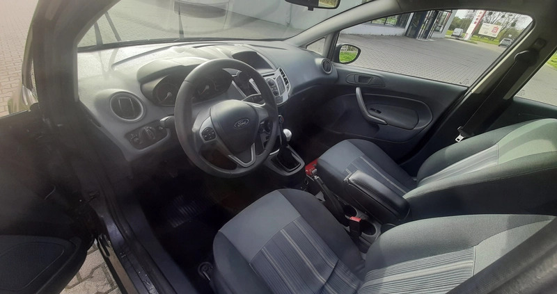 Ford Fiesta cena 13000 przebieg: 163000, rok produkcji 2009 z Poznań małe 92
